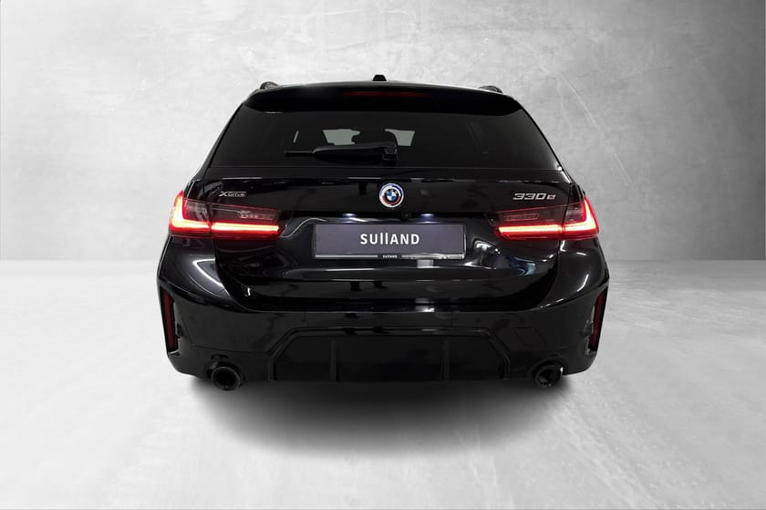 Bilde 4 av BMW 330e xDrive Touring M Sport-Ad.cruise-Pano-krok-Keyles