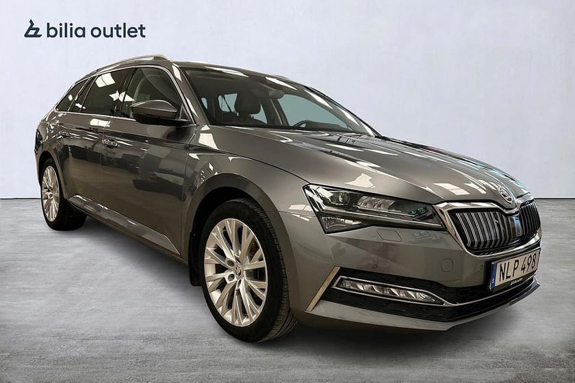 Bild 2 av Škoda Superb iV Kombi Skoda 1.4 TSI Business Nyservad B-kam Drag P-värmare Skinn