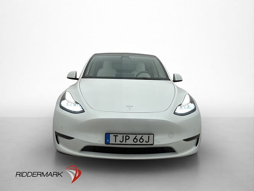Bild 2 av Tesla Model Y Long Range AWD Autopilot Panorama MOMS
