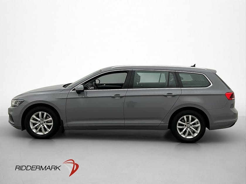 Bild 4 av Volkswagen Passat Sportscombi 1.5 TSI P-Värm Cockpit Kamera CarPlay Drag
