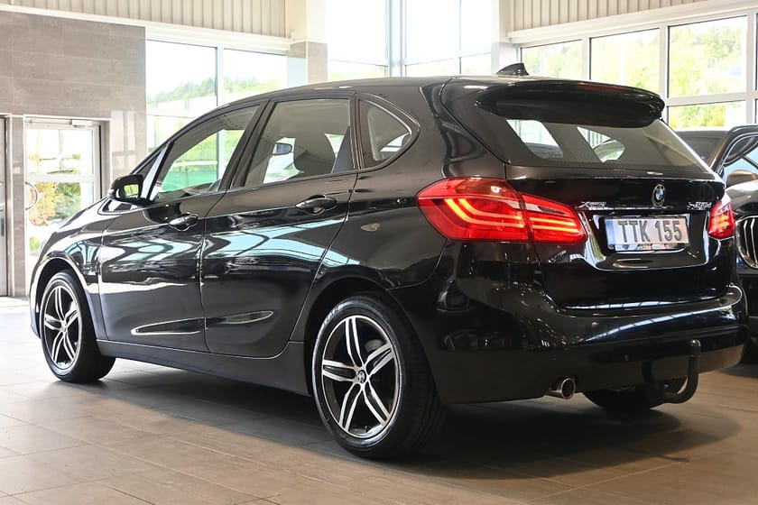 Bild 3 av BMW 218d xDrive Active Tourer Drag HiFi LED Kamera