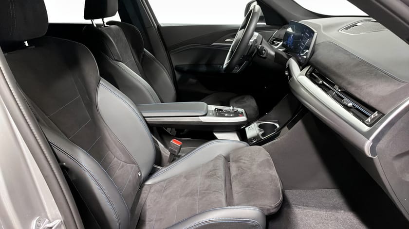 Bild 3 av BMW X1 xDrive25e M Sport H/K Backkamera Comfort Access