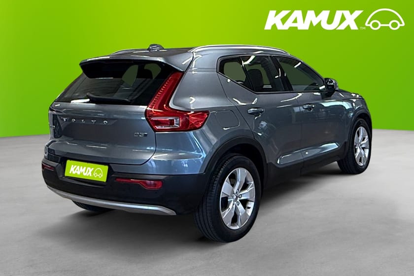 Bild 4 av Volvo XC40 D3 AWD 150hk Momentum Värmare Kamera Nyservad