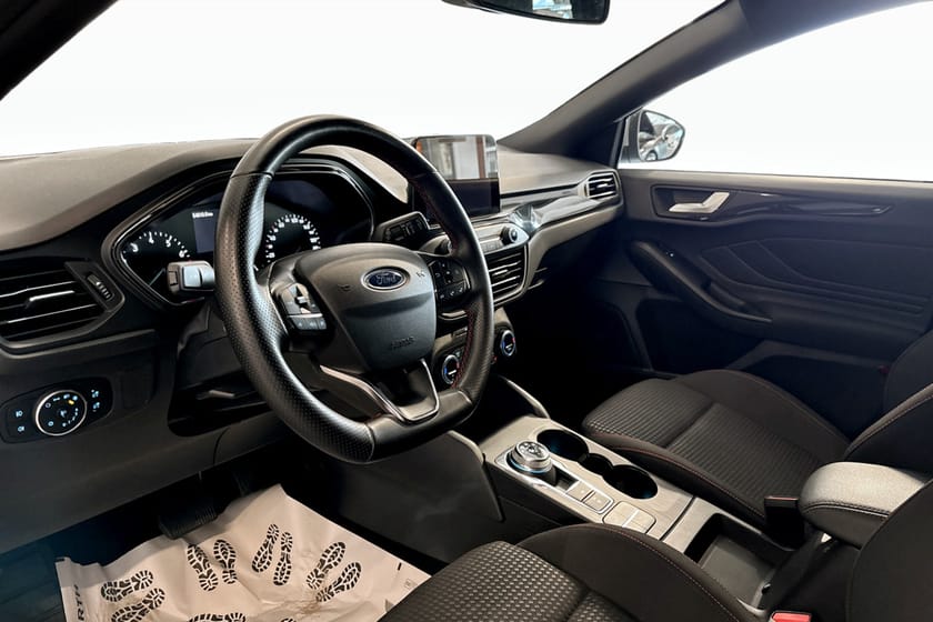 Bild 5 av Ford Focus Kombi ST-Line 1.0T EcoBoost 125hk Edition
