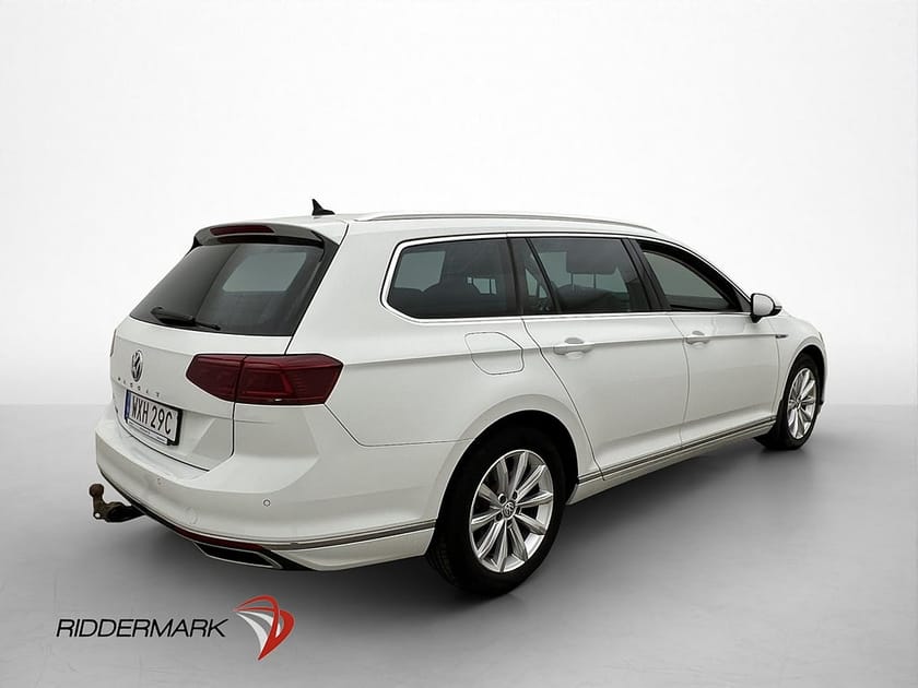 Bild 5 av Volkswagen Passat Sportscombi GTE 218hk Drag Kamera CarPlay Halvskinn