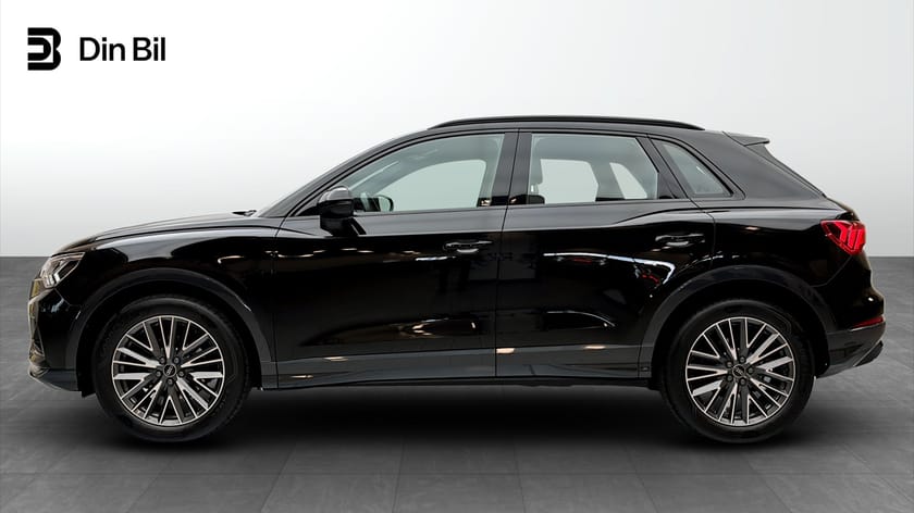 Bild 2 av Audi Q3 35 TFSI 150HK Carplay Black Optik