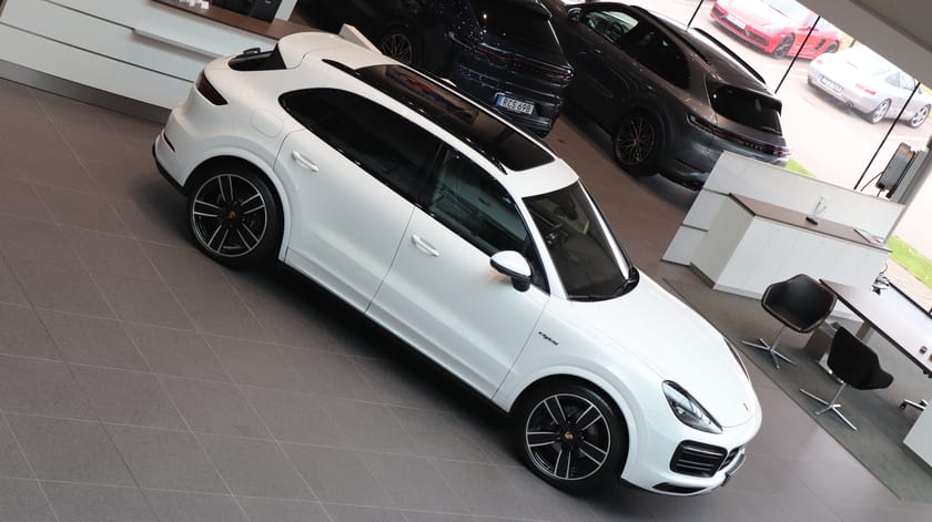 Bild 3 av Porsche Cayenne E-Hybrid