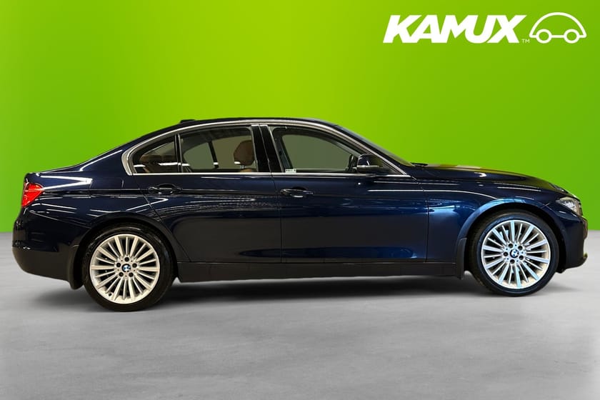 Bild 2 av BMW 328i Sedan 245hk Luxury Line Kamera  Drag