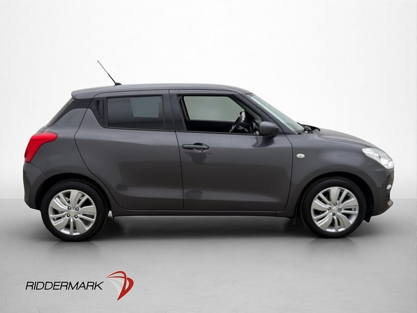Bild 5 av Suzuki Swift 1.2 Dualjet 90hk Backkamera Adaptiv-farthållare