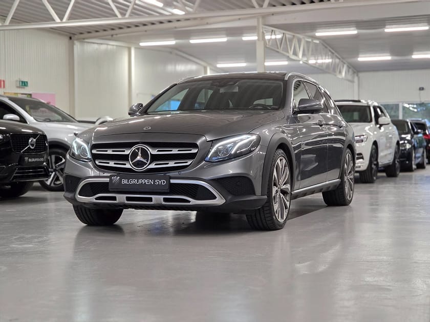 Bild 3 av Mercedes-Benz E 220 d 4MATIC All-Terrain 9G-Tronic|Panorama|Burmester|