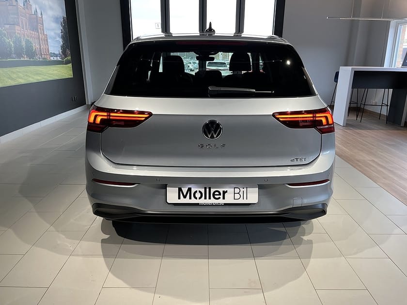 Bild 4 av Volkswagen Golf Life Edition - Leasa fr: 3495kr/mån