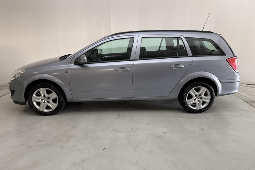 Bild 2 av Opel Astra Caravan 1.6 Kombi (115hk)