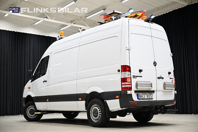 Bild 4 av Mercedes-Benz Sprinter 316 CDI 4x4 Skåpbil 163HK Automat|Servicebil|Inredd|EnÄgare|Leasbar