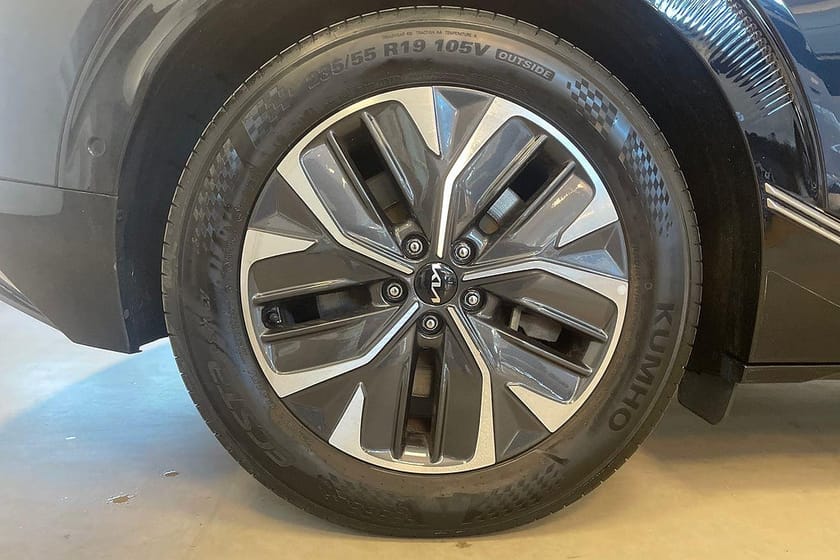 Bild 4 av Kia EV6 77.4 kWh PLUS 360-kam Keyless Värmare