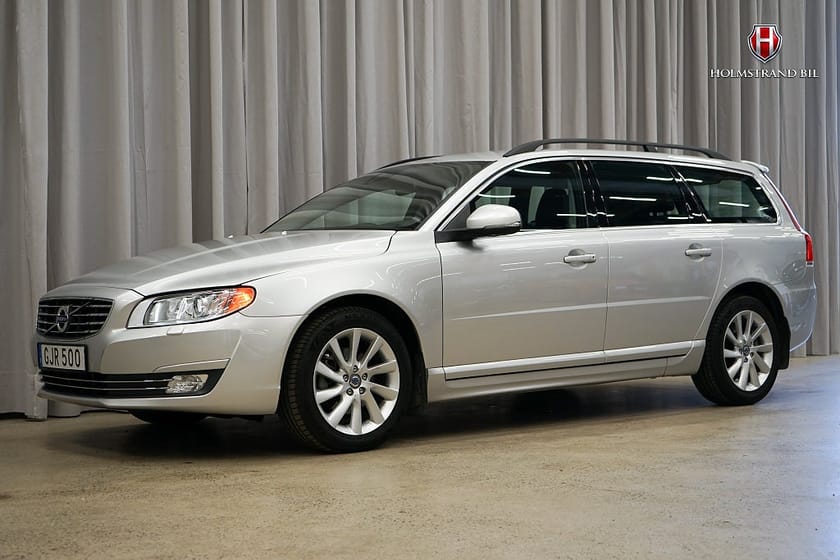 Bild 3 av Volvo V70 D4 Momentum Unik 1 ägare Se skick Ny K-rem Drag Värme