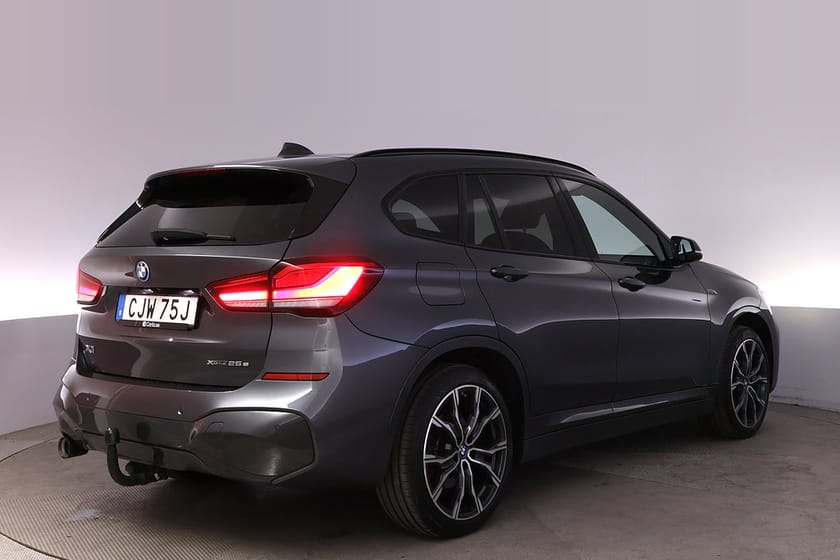 Bild 5 av BMW X1 xDrive25e M-sport Drag HuD Kamera Rattvärme