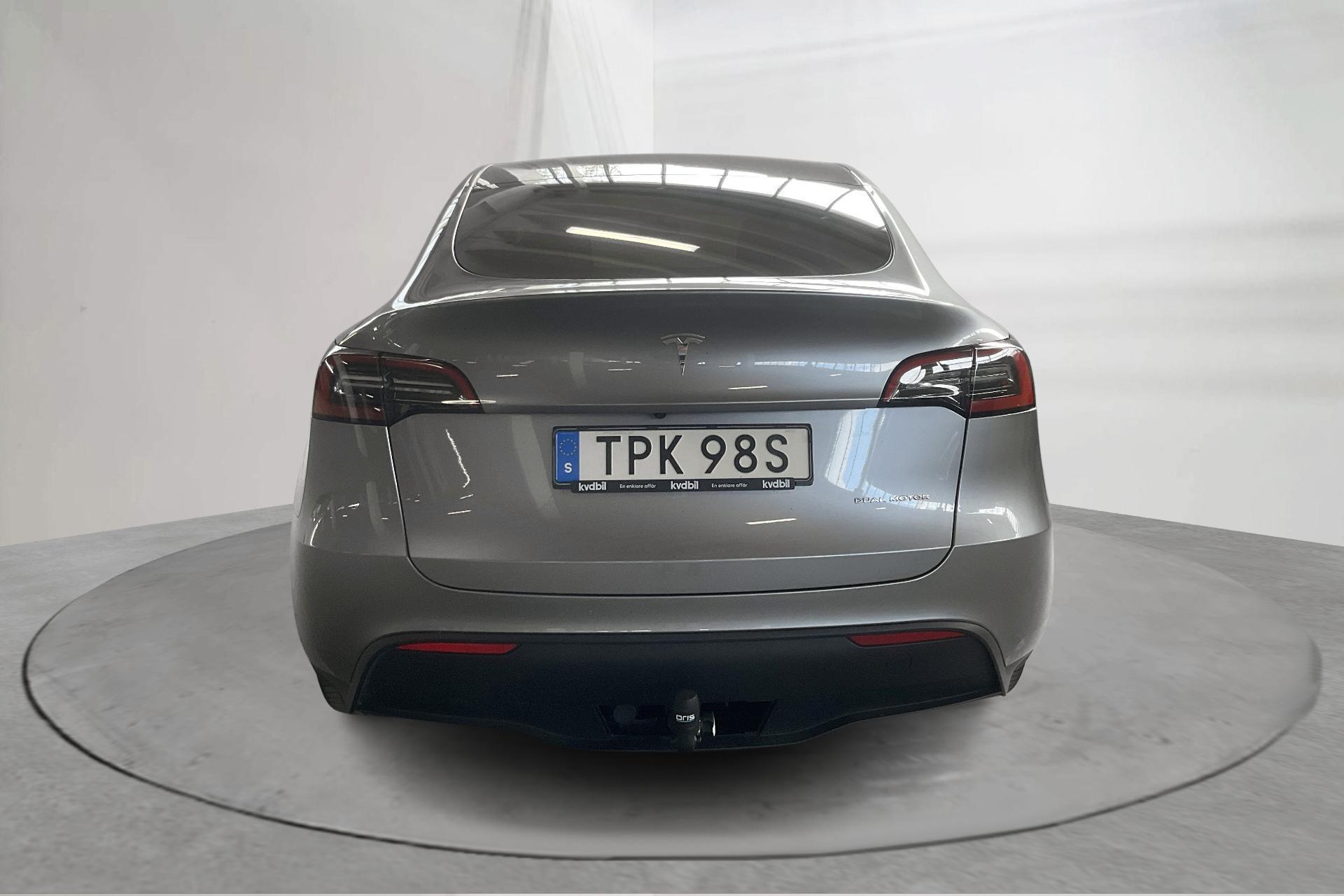 Tesla Model Y Long Range AWD 2024, bild 6/22