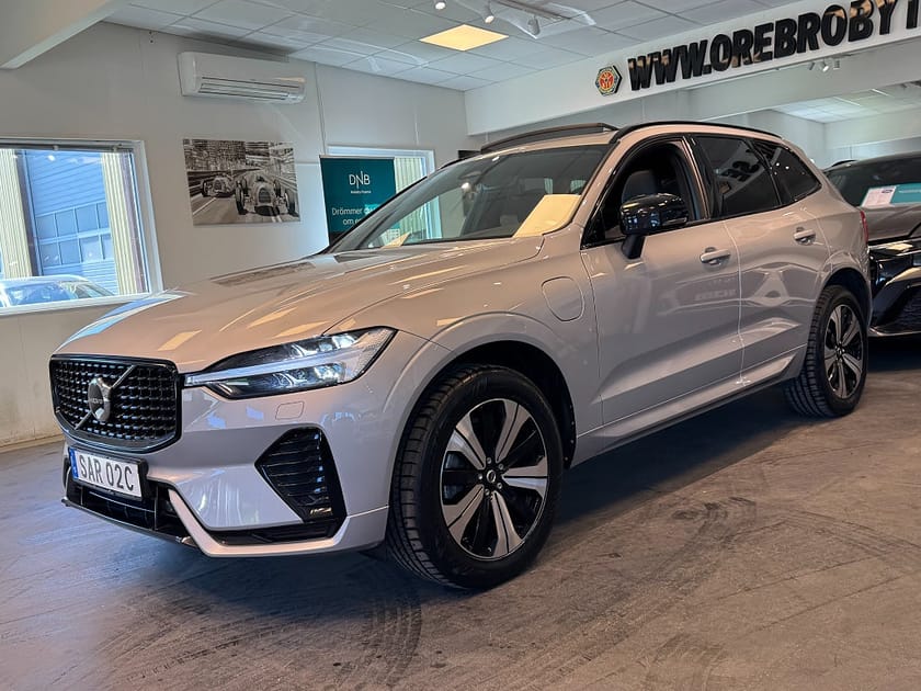 Bild 2 av Volvo XC60 Recharge T6 AWD Plus Dark Edition Pano Gps BLIS SE SPEC