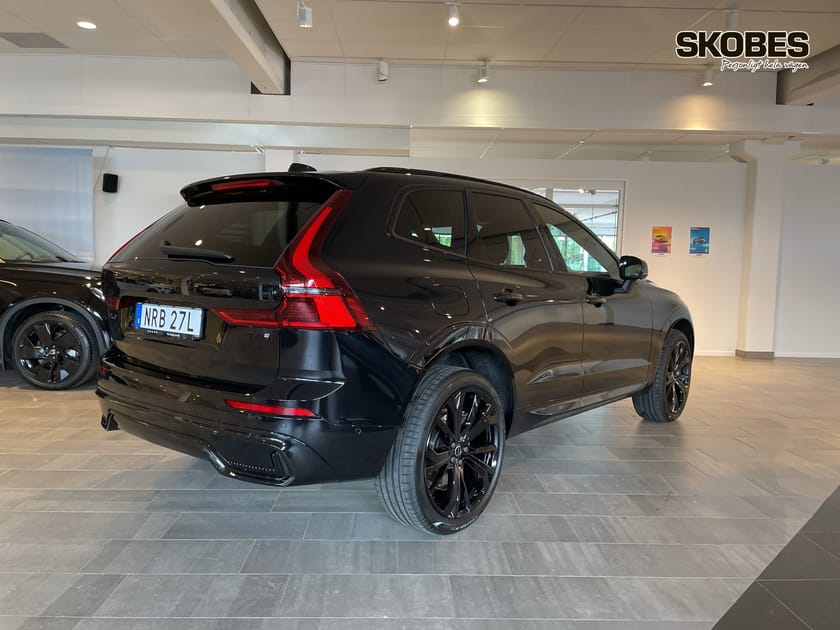 Bild 5 av Volvo XC60 T6 Plus Black Nordic Edition