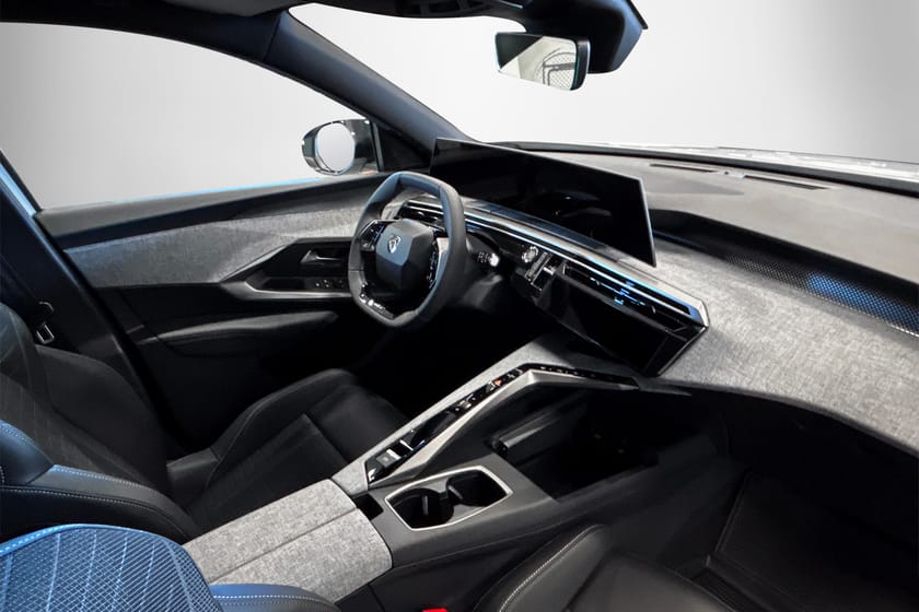 Bild 4 av Peugeot 5008 Hybrid 145