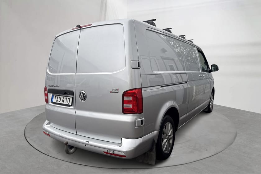Bild 3 av Volkswagen Transporter T6 2.0 TDI Skåp 4MOTION 150hk Värmare