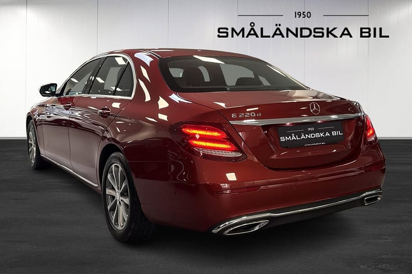 Bild 3 av Mercedes-Benz E 220 d 9G-Tronic Avantgarde Drag 194hk
