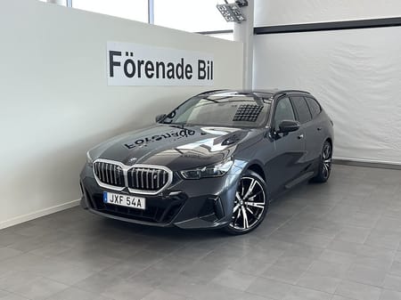 BMW i5 xDrive40 Touring M Sport H/K Dragkrok Rattvärme