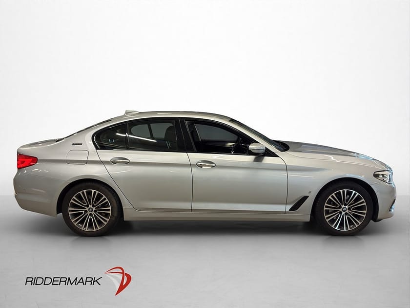 Bild 4 av BMW 530e iPerformance Sedan 252hk Sport line Kamera Navi Halvskinn