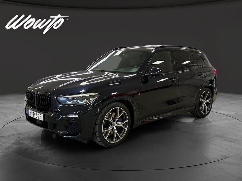 Bild 1 av BMW X5 xDrive45e iPerformance 394HK M-Sport /H/K /Luft /Pano