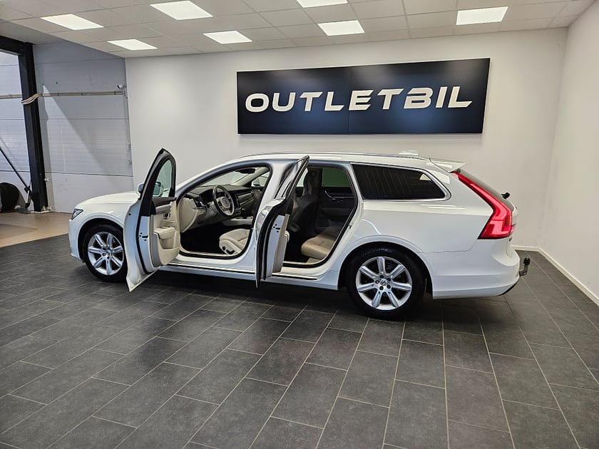 Bild 3 av Volvo V90 D3 150hk Business Advanced Navi Drag VOC PDC Elbaklucka
