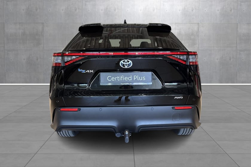 Bilde 4 av Toyota bZ4X AWD / Active Tech / Velholdt / LAV KM