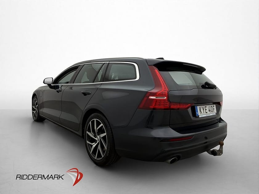 Bild 5 av Volvo V60 T6 341hk AWD Momentum Värmare VOC CarPlay Dragkrok