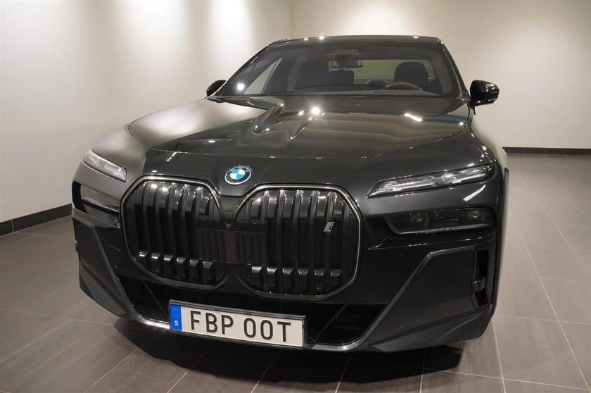 Bild 5 av BMW i7 xDrive60 M Sport Executive Connoisseur Innovation B W