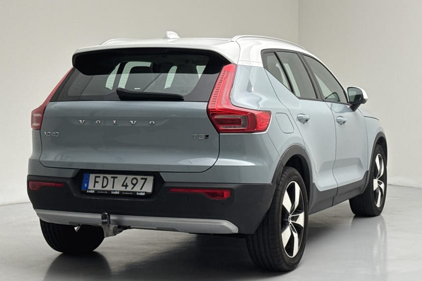 Bild 3 av Volvo XC40 T5 AWD 247hk Momentum 360° Pano H/K Drag GPS