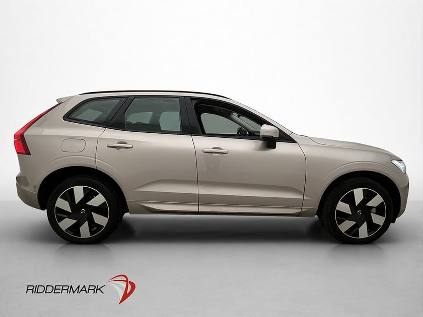 Bild 4 av Volvo XC60 Recharge T6 AWD H/K 360° BLIS CarPlay Värmare