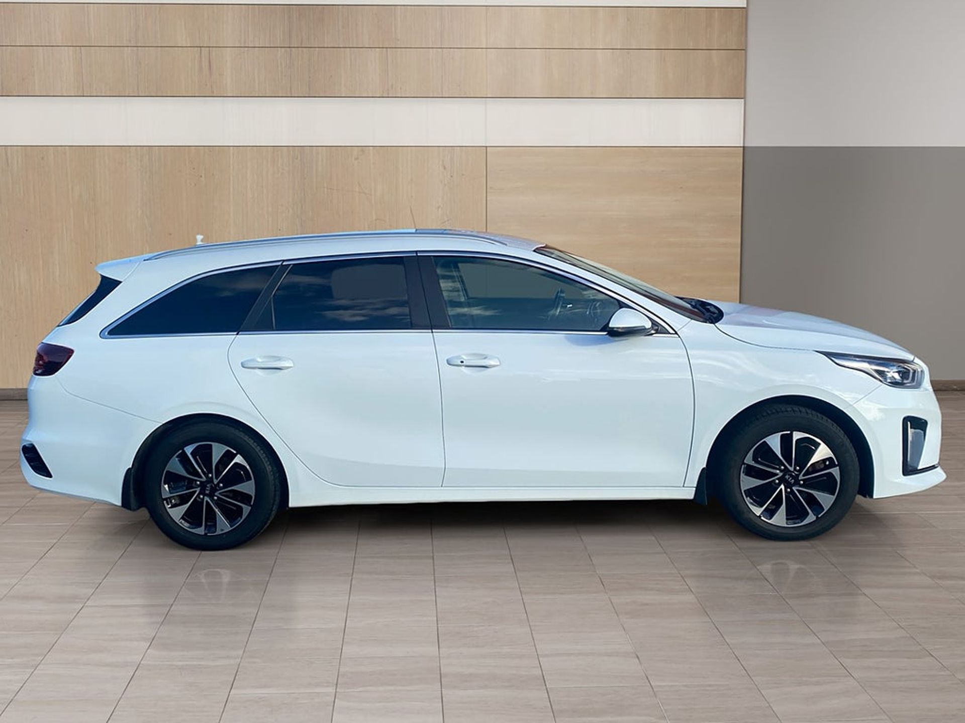 Kia Ceed Sportswagon Plug-in Hybrid DCT 2021, bild 6/10