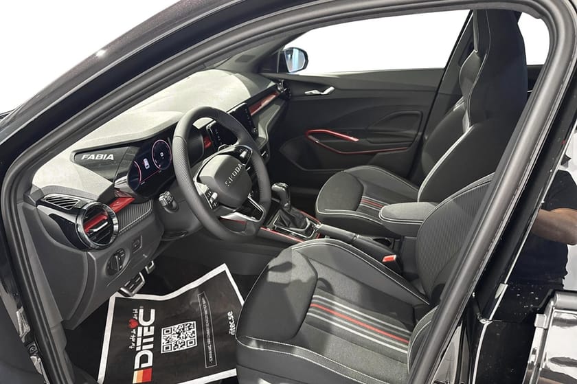 Bild 4 av Škoda Fabia Monte Carlo 1,0 TSI 116 Hk 7 vxl DSG