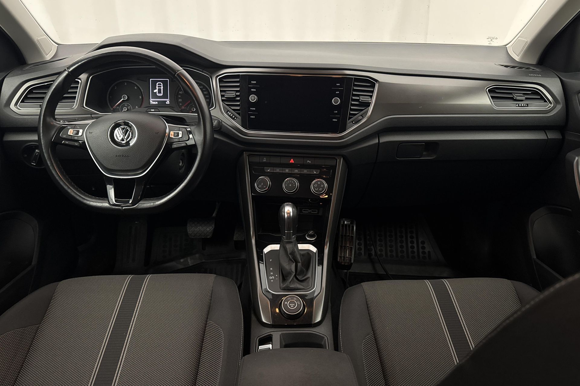 Volkswagen T-Roc 2.0 TDI DPF SCR 4Motion 2019, kuva 7/10