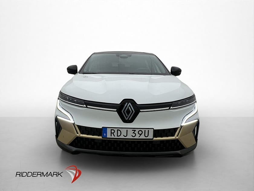 Bild 2 av Renault Mégane E-TECH 60 kWh Iconic 360 kamera Massage Skinn
