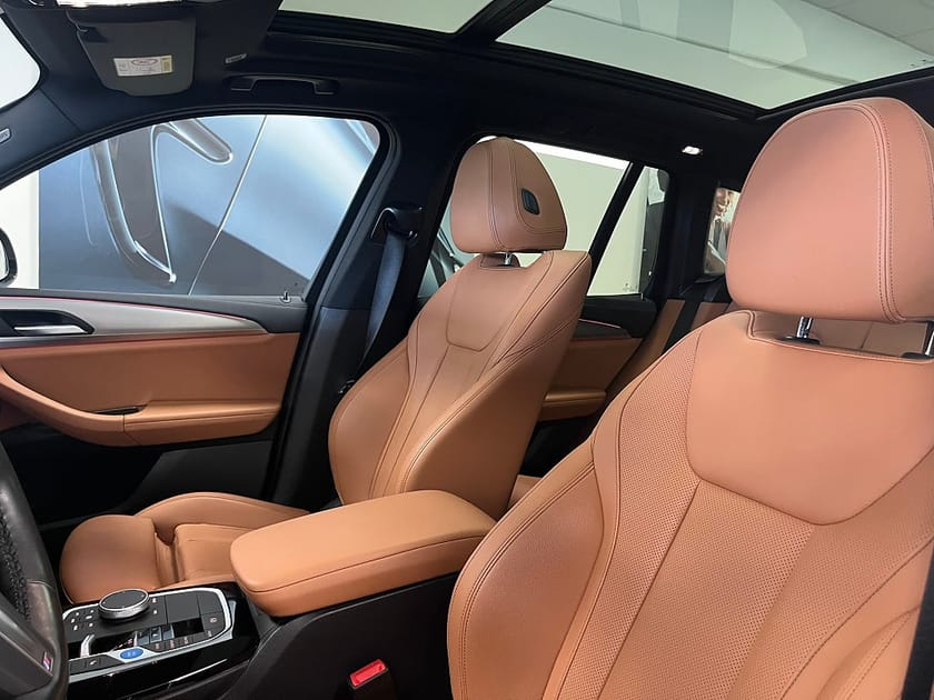 Bild 3 av BMW iX3 Backkamera Adaptiv farthållare