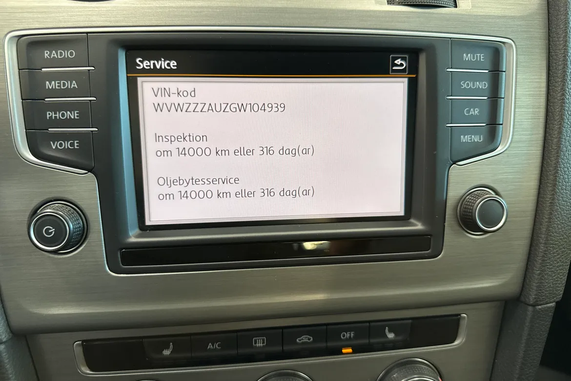 picture of a car