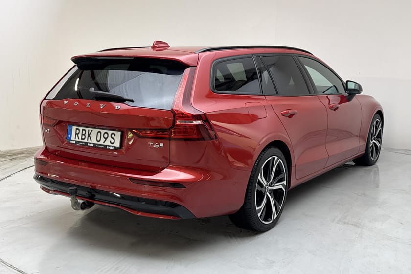 Bild 3 av Volvo V60 T6 AWD Recharge (350hk) Plus Dark Edition