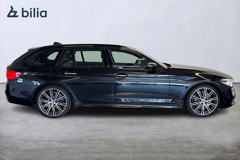 Bild 4 av BMW 540i xDrive Touring M Sport/Pano/Värmare/HuD/Elstol/Drag