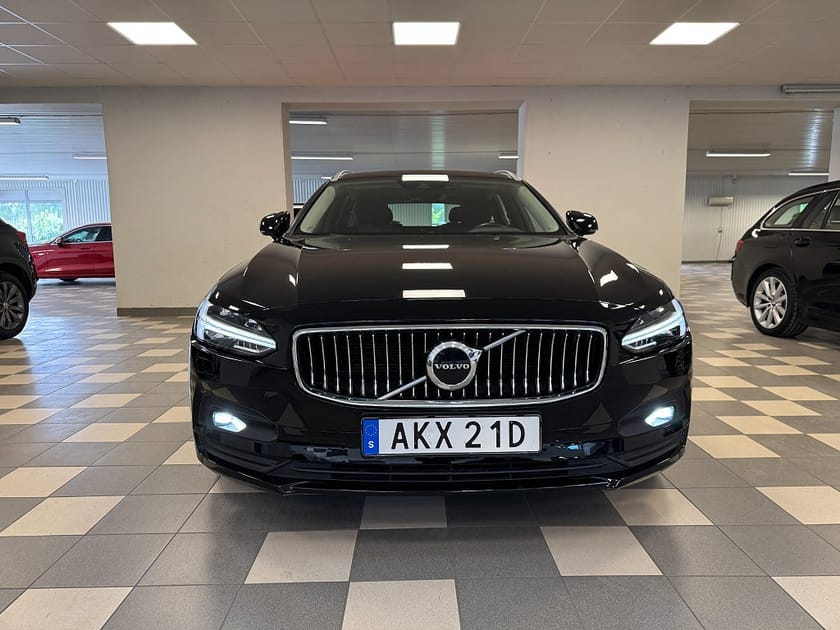 Bild 3 av Volvo V90 B4 Geartronic Panorama Helskinn B-Kamera Drag  CarPlay