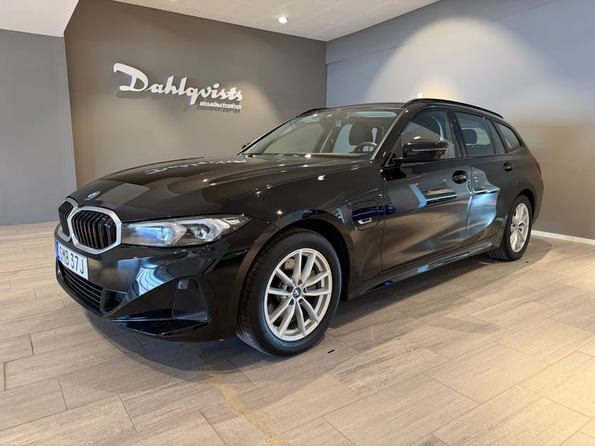 Bild 1 av BMW 330e xDrive Touring