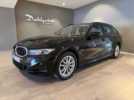 BMW 330e xDrive Touring