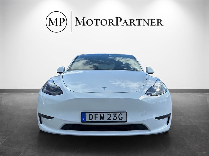 Bild 3 av Tesla Model Y Long Range AWD Dragkrok Autopilot MOMS 514hk