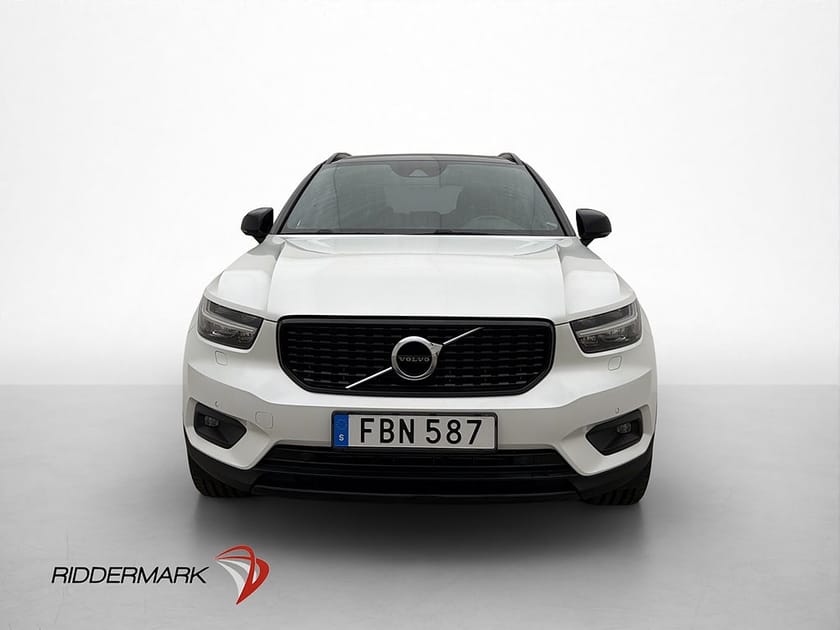 Bild 2 av Volvo XC40 T3 163hk R-Design Värmare Navi Kamera Drag