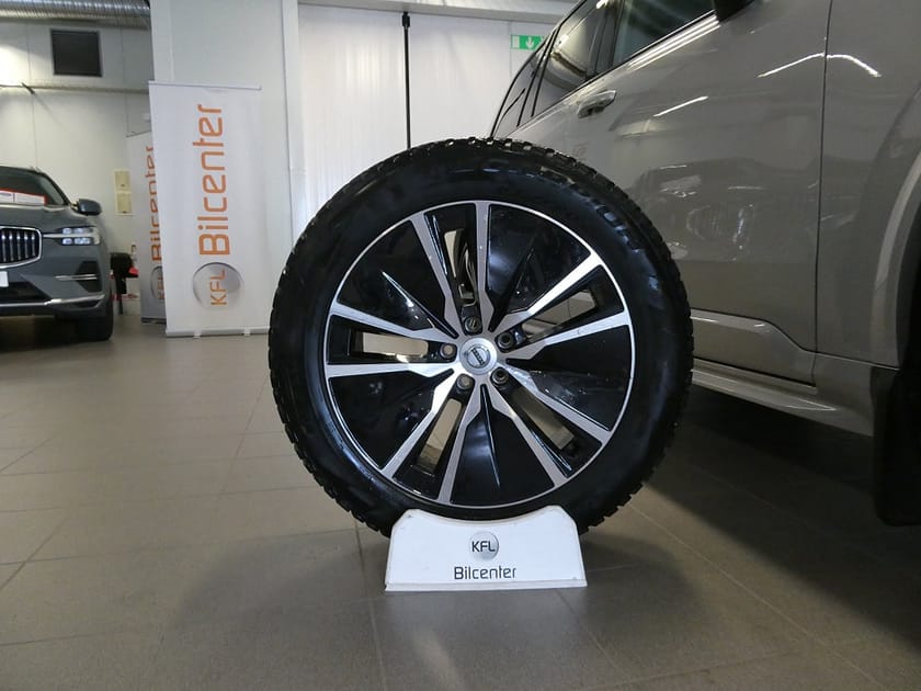Bild 2 av Volvo XC90 7 Säten 7-seater T8 Plug-In Hybrid AWD *SE SPEC*