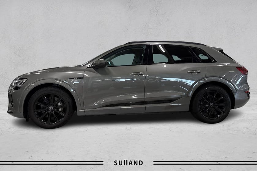 Bilde 2 av Audi Q8 50 e-tron quattro advanced plus